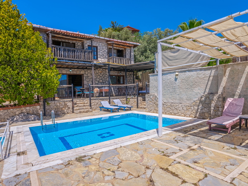  gece  -  Kasım
  | Kalkan Üzümlü’de Deniz Manzaralı Korunaklı Aile Villası Tatili